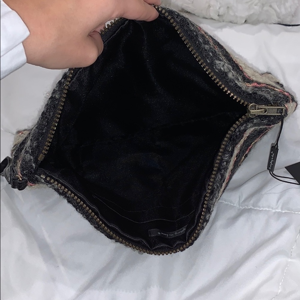 Mini Purse - Picture 6 of 6